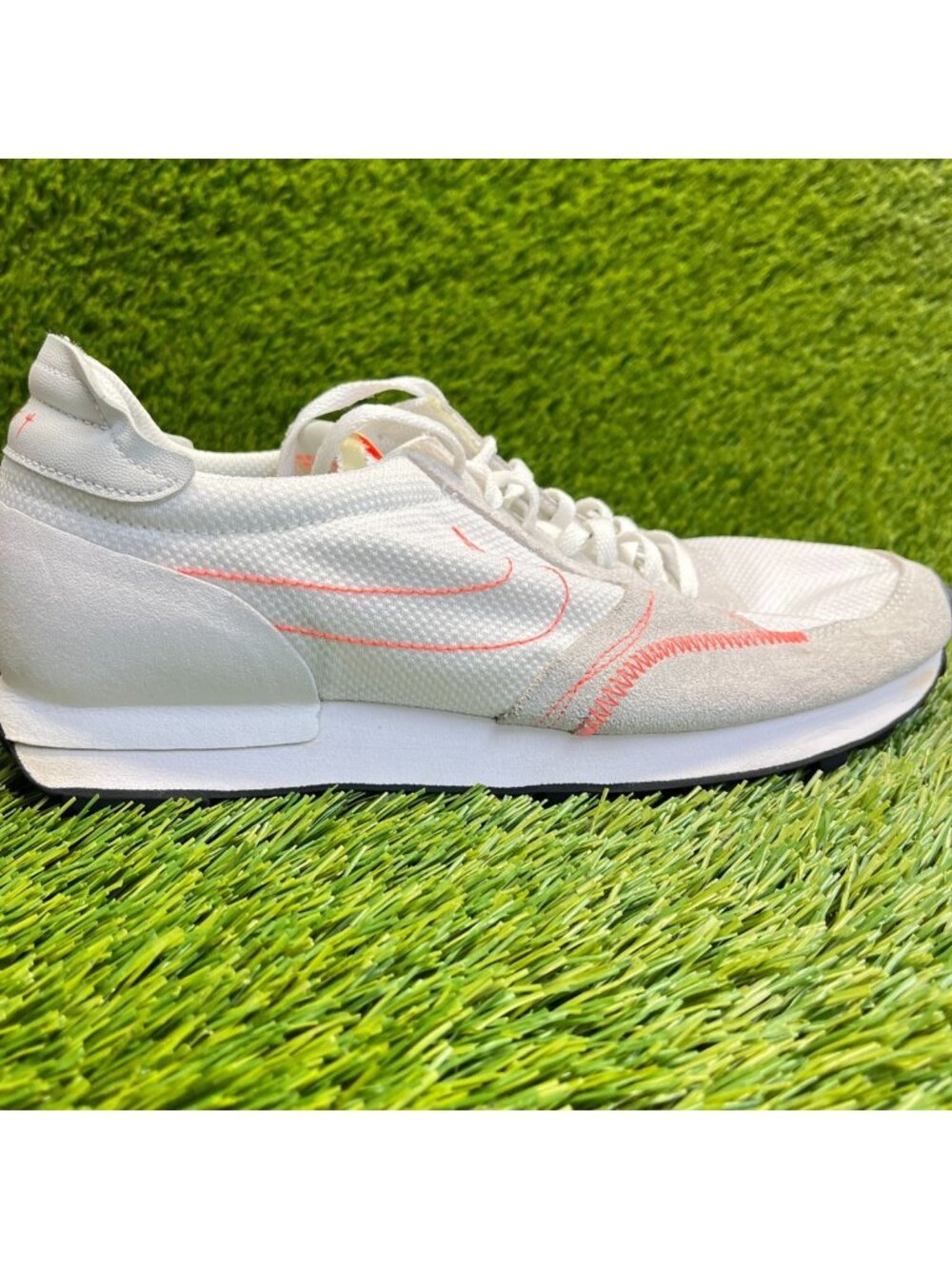 Nike DayBreak Type Womens Size 10 White Orange Athletic Running Shoes Sneakers